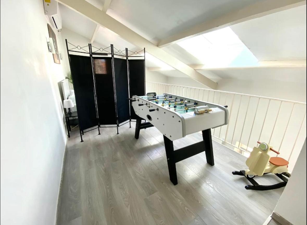 索尔格Chez Camille Et David公寓 外观 照片